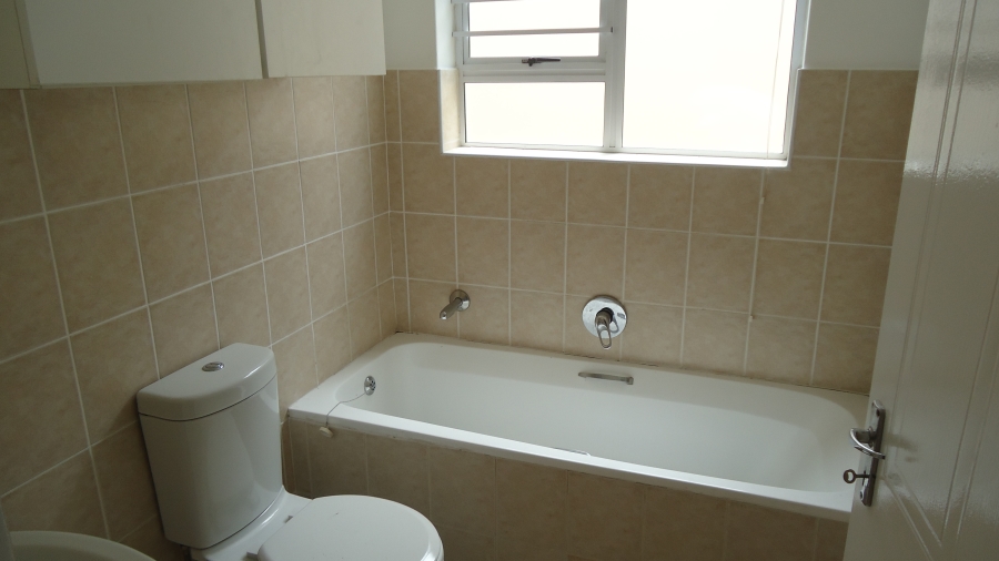 2 Bedroom Property for Sale in Admirals Park Western Cape